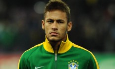 米兰真人-安赛龙高光时刻点燃赛场，印尼队惊天逆转印度队