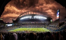 米兰体育官方网站-雄鹿之魂，字母哥抢七夜的杀戮艺术