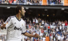 米兰捕鱼-赛道上的孤勇者，克莱年度争冠夜封神之战