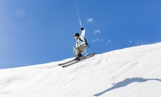 米兰-赛道风云，雷诺绝地反击，拉塞尔一骑绝尘