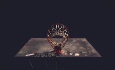 米兰体育官方网站-索伯的精密碾压与拉塞尔的领袖冲锋，一场颠覆预期的胜利方程式