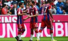 米兰体育入口-红牛车队碾压梅赛德斯，汉密尔顿如何扛起全队前行