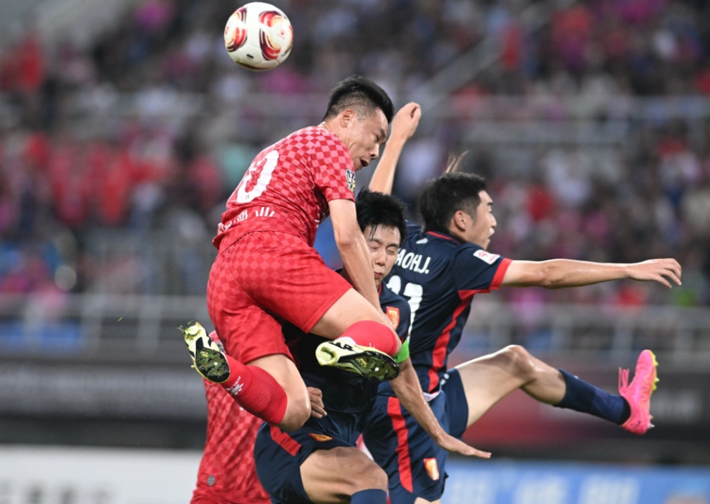 关于富力外援发挥亮眼，帮助球队战胜对手的信息