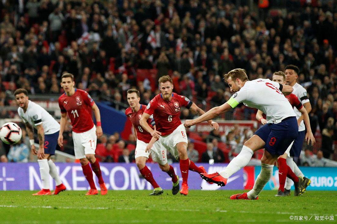 包含瑞士队主场取胜乌克兰，积分榜升的词条