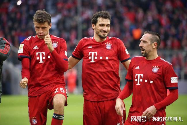 包含AC米兰翻盘莱比锡红牛，格纳布里刷新纪录的词条