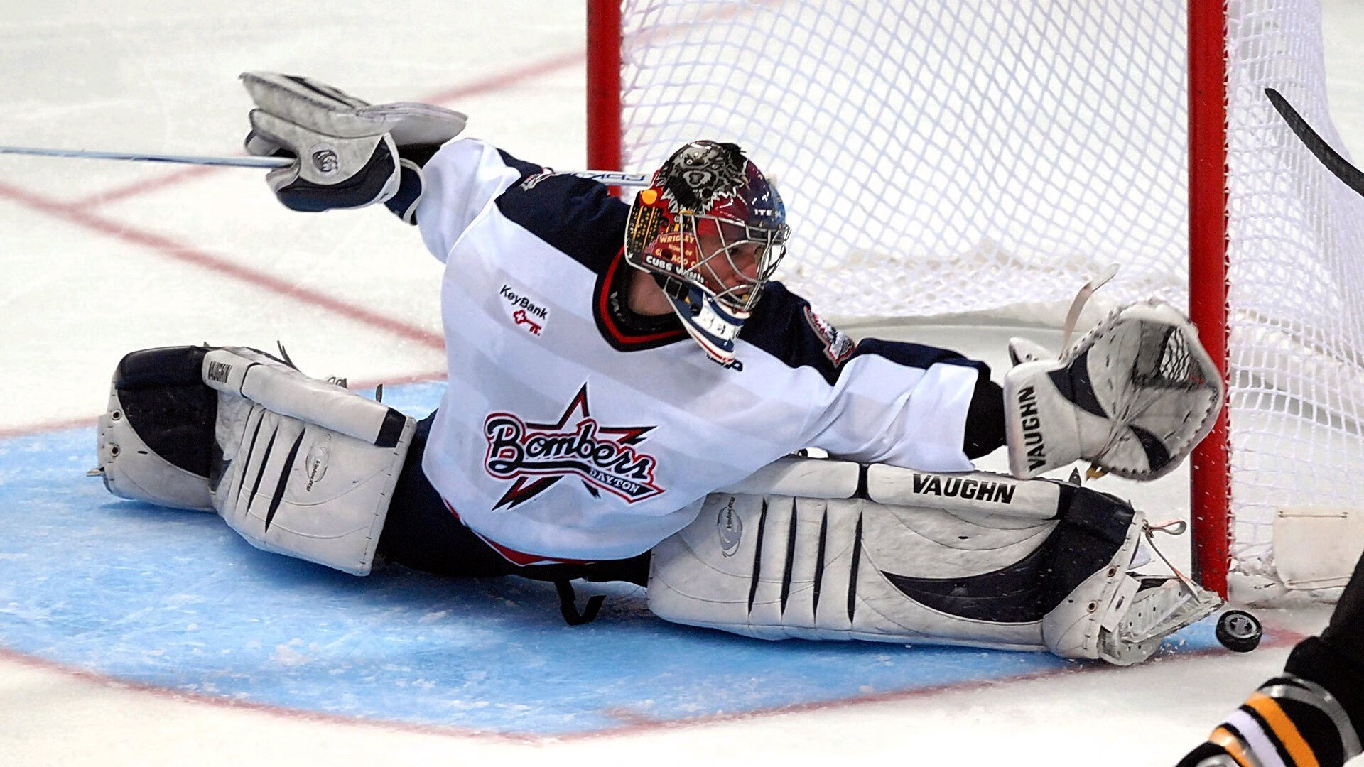 赛道与球场，霍勒迪的接管艺术