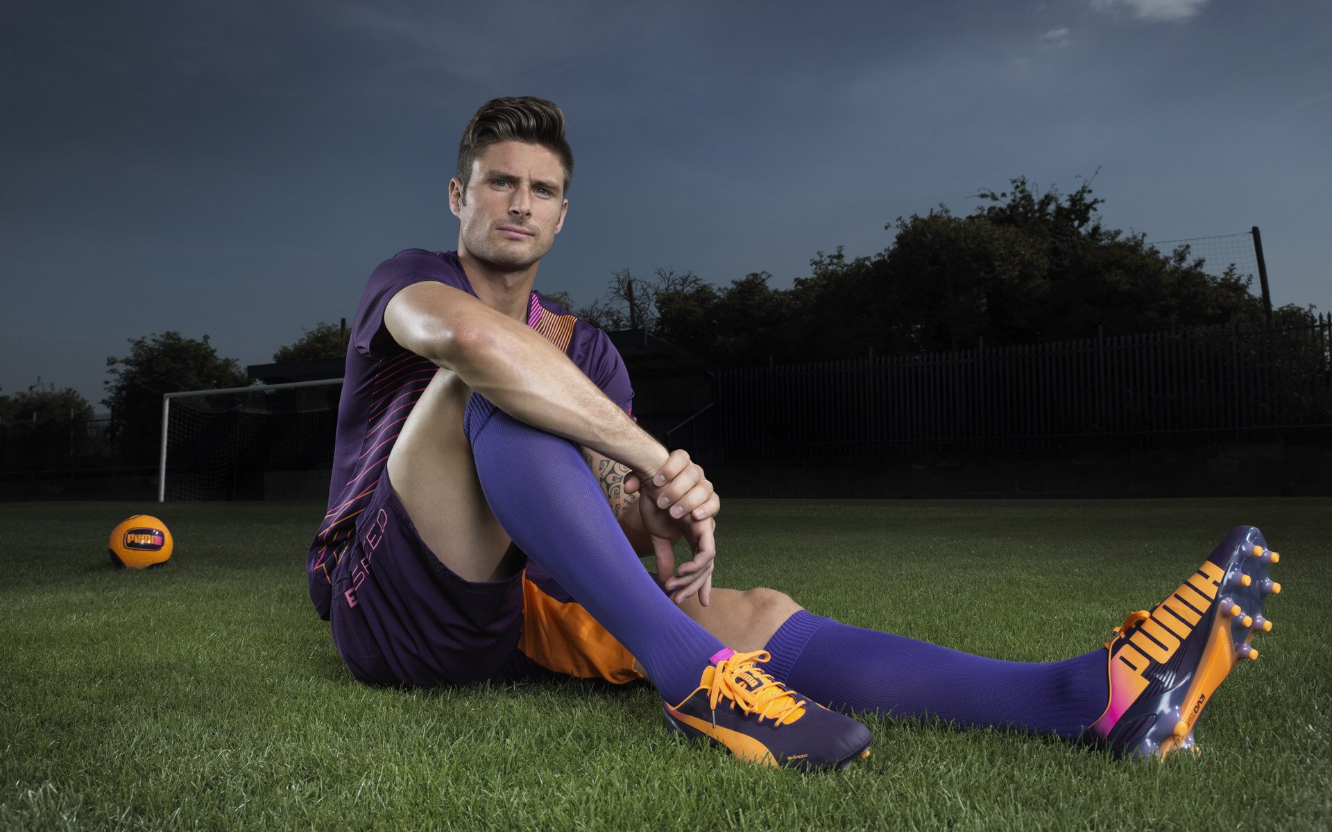 奥地利式铁血与蓝黑军团的碰撞,欧冠决赛焦点战的战术革命