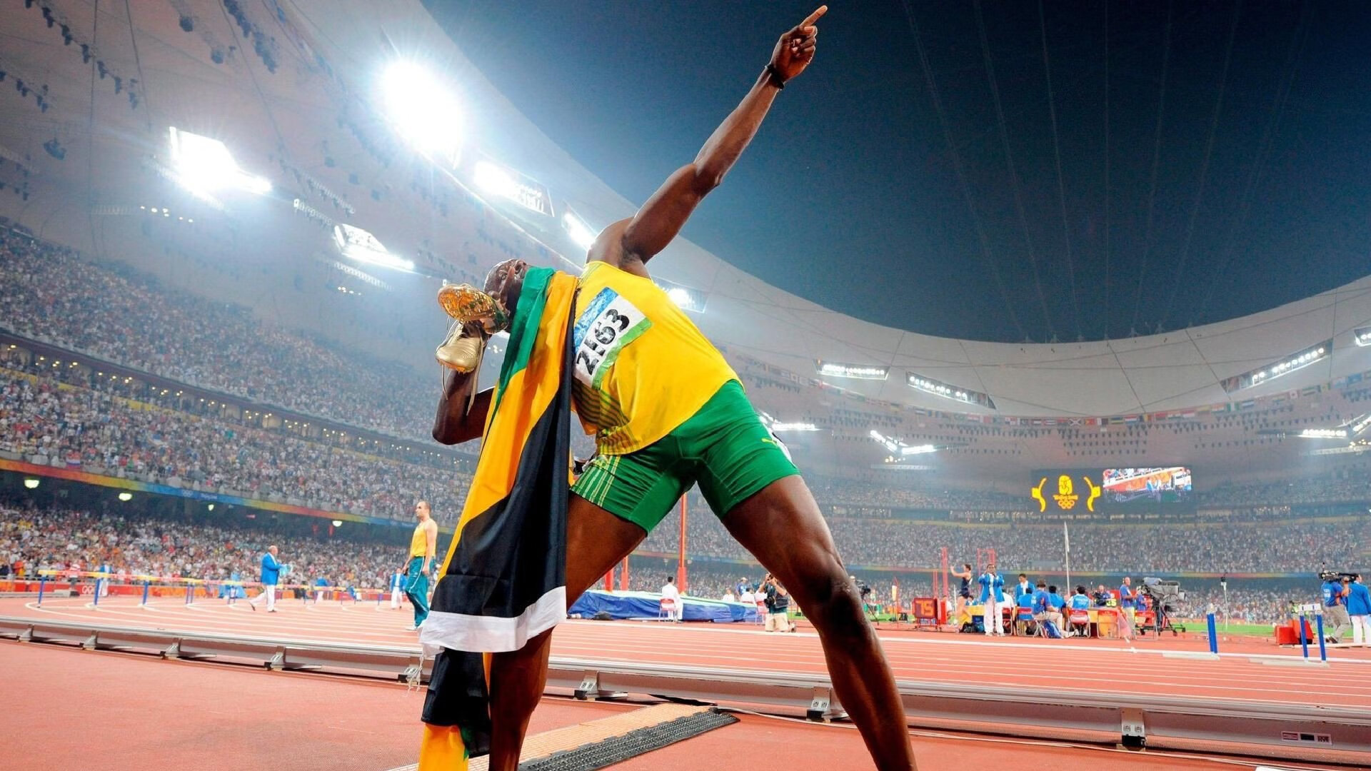 火箭横扫凯尔特人，字母哥刷新纪录，当团队风暴与个人传奇同夜绽放