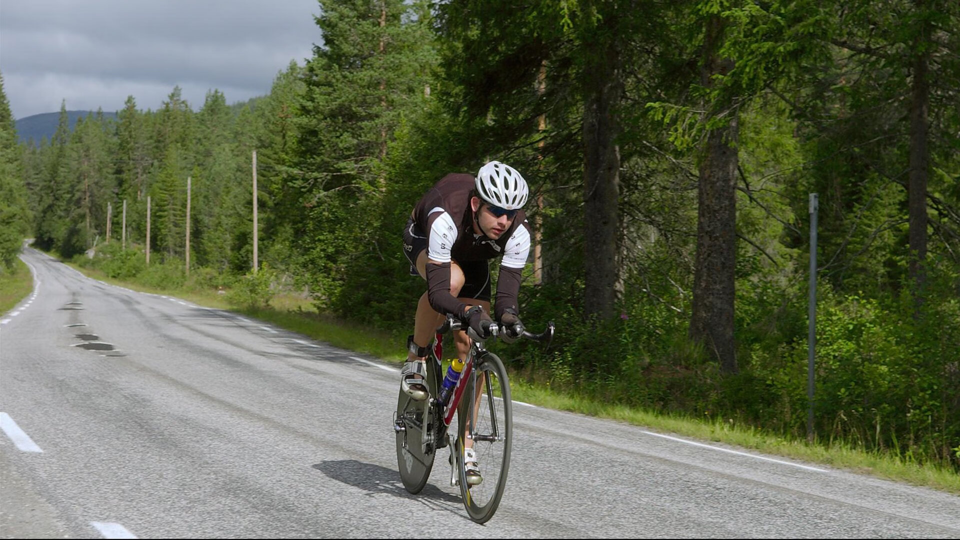 赛道风云，雷诺黑马碾压红色传奇，塞恩斯惊艳四座改写格局